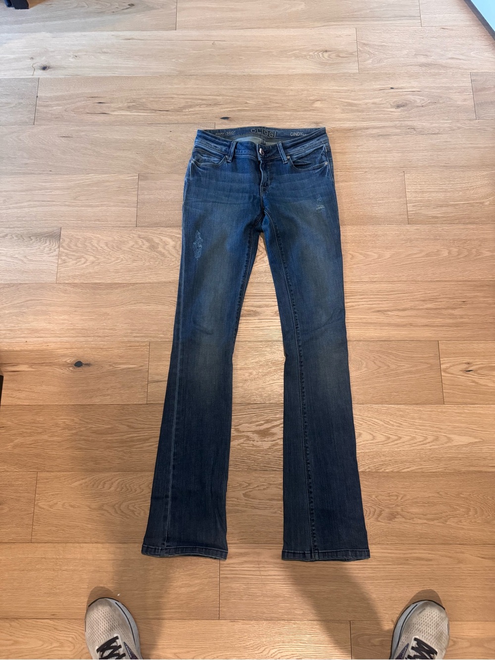 DL1961 Dark Blue Flare Jeans- Cindy slim boot style